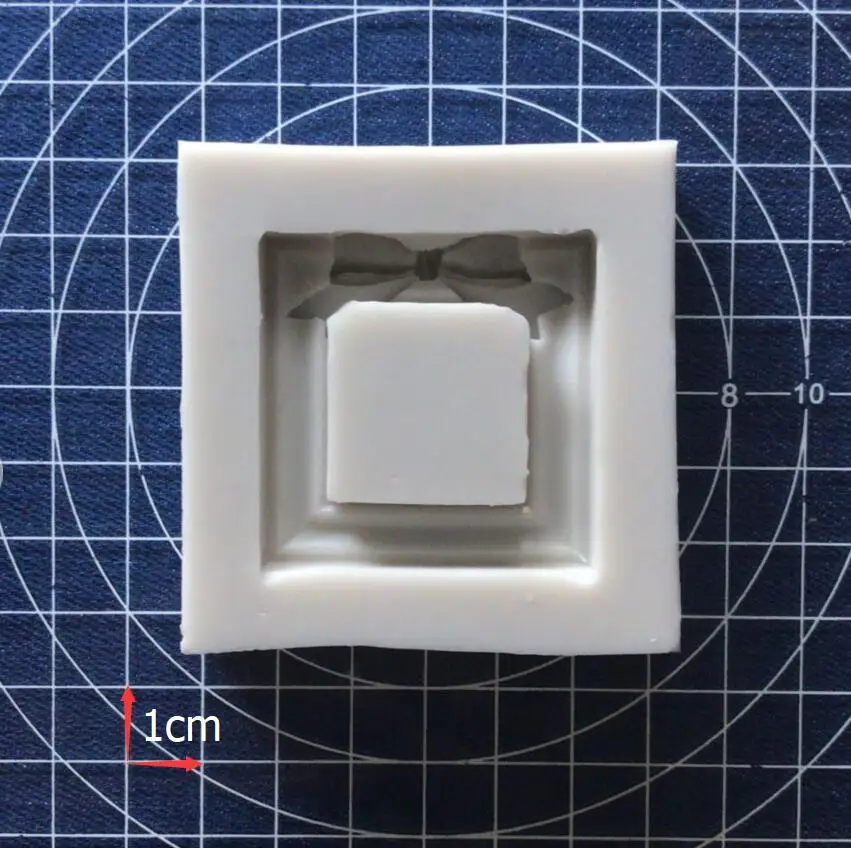 Silicone Mold 1 pc frame bow butterfly mould sugar craft fondant cake decorating animal mould baking tool
Silicone Mold 1 pc frame bow butterfly mould sugar craft fondant cake decorating animal mould baking tool