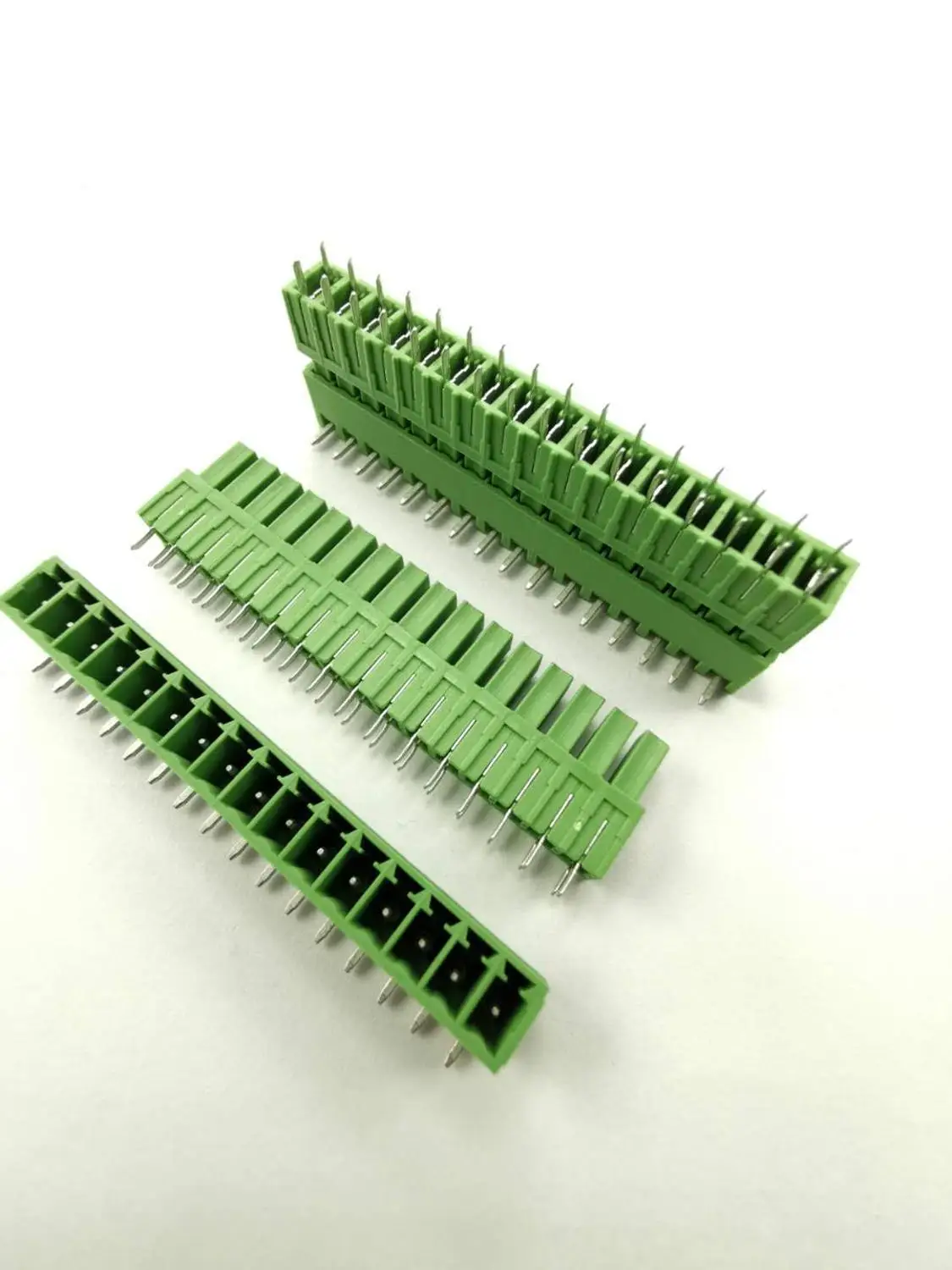 5sets Plug pull PCB terminal 3.81 Board to board connection terminal 3.81mm plug-in PCB terminal green male female plug pin
5sets Plug pull PCB terminal 3.81 Board to board connection terminal 3.81mm plug-in PCB terminal green male female plug pin