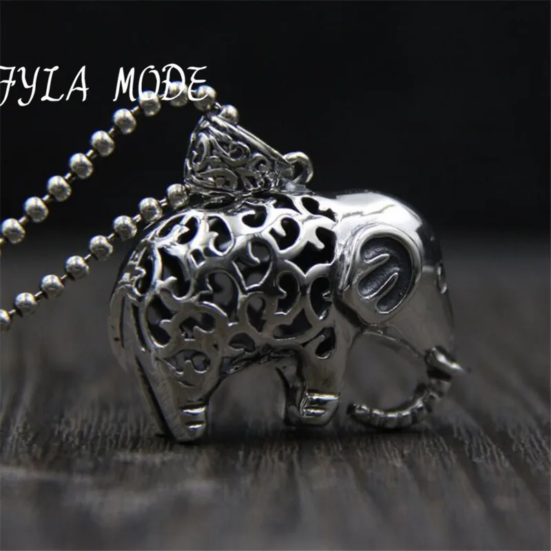 Vintage 925 Silver Hollowed Elephant Design Trendy Bracelet Jewelry Making Pendant Jewelry Accessory 33*37MM 24.10G TYC277
Vintage 925 Silver Hollowed Elephant Design Trendy Bracelet Jewelry Making Pendant Jewelry Accessory 33*37MM 24.10G TYC277