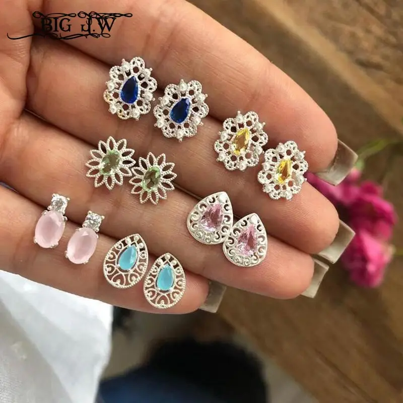 Big J.W 6 Pairs/set Boho Rhinestone Hollow Flower Stud Earrings Sets for Women Silver Color Alloy Earring Koeran Jewelry
Big J.W 6 Pairs/set Boho Rhinestone Hollow Flower Stud Earrings Sets for Women Silver Color Alloy Earring Koeran Jewelry