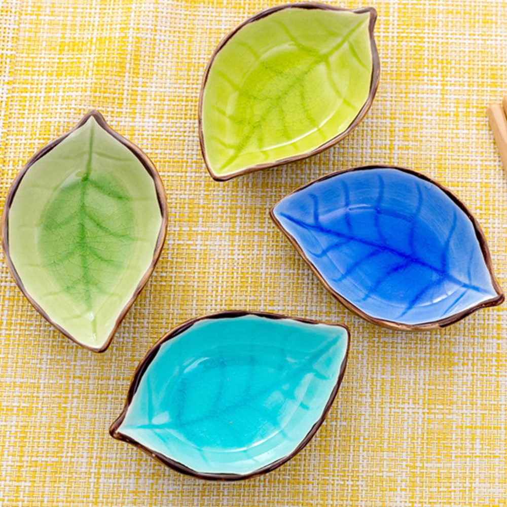 Creative ice crack glaze leaf ceramic seasoning soy sauce vinegar small plate kitchen bowl kitchen accessories
Creative ice crack glaze leaf ceramic seasoning soy sauce vinegar small plate kitchen bowl kitchen accessories