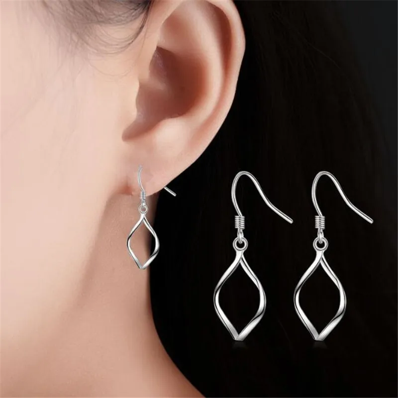 New Simple Fashion Jewelry Exaggerated Long Tassel 925 Sterling Silver Personality Twisted Square Geometric Dangle Earrings DE10
New Simple Fashion Jewelry Exaggerated Long Tassel 925 Sterling Silver Personality Twisted Square Geometric Dangle Earrings DE10