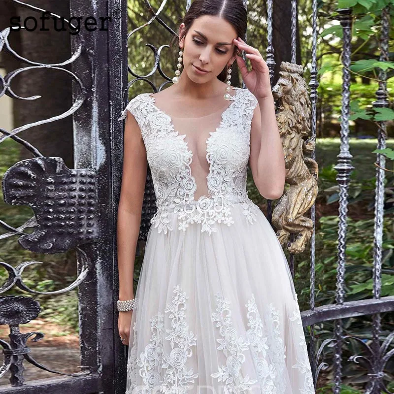 Long Tulle V Neck Backless Sleeveless Beach White Weddding Dresses Bridal Gown Wedding Vestidos de Noivas Custom
Long Tulle V Neck Backless Sleeveless Beach White Weddding Dresses Bridal Gown Wedding Vestidos de Noivas Custom