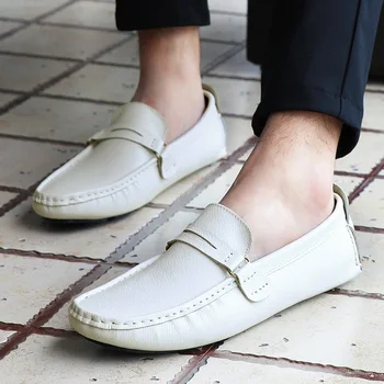 ARUONET Big Size 38-48 Fashion Brand Men Loafers Moccasins Men Genuine Leather Wedding Party Men'S Flats Shoes Sapatos Masculino
ARUONET Big Size 38-48 Fashion Brand Men Loafers Moccasins Men Genuine Leather Wedding Party Men'S Flats Shoes Sapatos Masculino