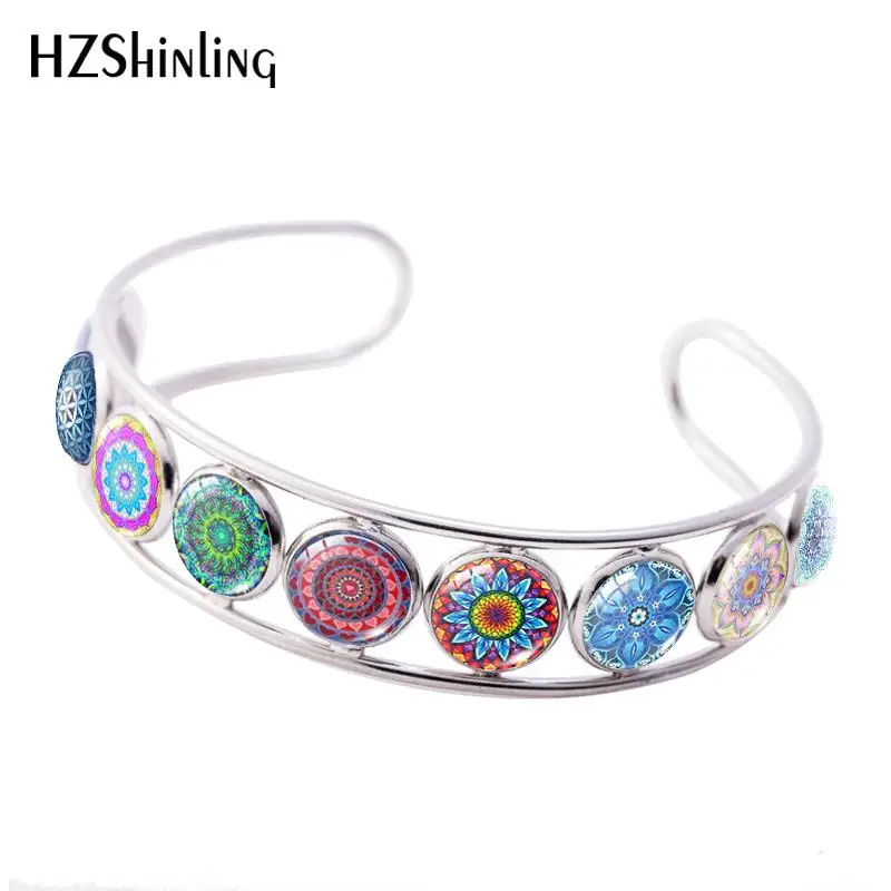 2019 New 003 Blue Kaleidoscope Mandala Cuff Bracelet Mandalas Art Pattern Bracelets Handmade Glass Dome Jewelry
2019 New 003 Blue Kaleidoscope Mandala Cuff Bracelet Mandalas Art Pattern Bracelets Handmade Glass Dome Jewelry