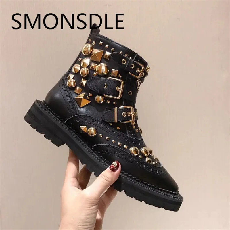 SMONSDLE New Fashion Design Women Martin Boots Black Genuine Leather Metal Studded Women Ankle Boots Autumn Winter Shoes Woman
SMONSDLE New Fashion Design Women Martin Boots Black Genuine Leather Metal Studded Women Ankle Boots Autumn Winter Shoes Woman