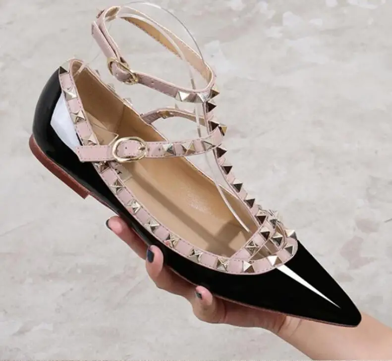 English rivet OL pointed Roman women's single shoes Women's candy-colored flat heels Wedding party sandals
English rivet OL pointed Roman women's single shoes Women's candy-colored flat heels Wedding party sandals