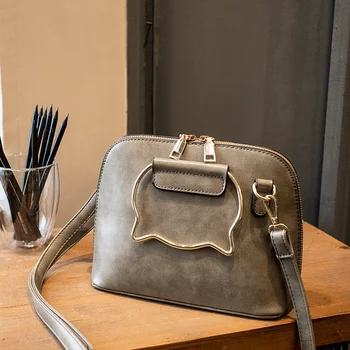 Retro Cat Pattern Metal Handle Shoulder Bag for Women 5 Colors Cute Girl Beach Messenger Bags Female Brown Gray Black Handbags
Retro Cat Pattern Metal Handle Shoulder Bag for Women 5 Colors Cute Girl Beach Messenger Bags Female Brown Gray Black Handbags