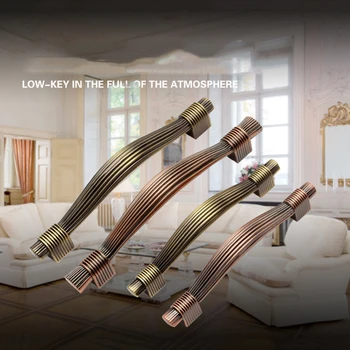 Single hole/96mm/128mm red copper or Antique Brass Zinc Alloy Kitchen Furniture cabinet Handle bedroom drawer pulls HM55
Single hole/96mm/128mm red copper or Antique Brass Zinc Alloy Kitchen Furniture cabinet Handle bedroom drawer pulls HM55