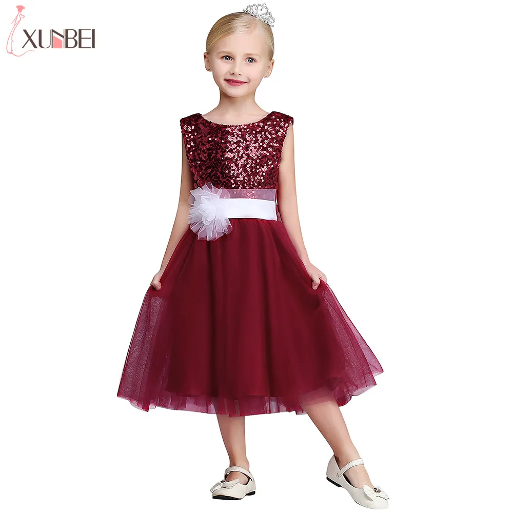 Real Photo Burgundy Tea Length Flower Girl Dresses 2019 Tulle Sequined Communion Dress Appliqued Vest Pageant Dresses For Child
Real Photo Burgundy Tea Length Flower Girl Dresses 2019 Tulle Sequined Communion Dress Appliqued Vest Pageant Dresses For Child
