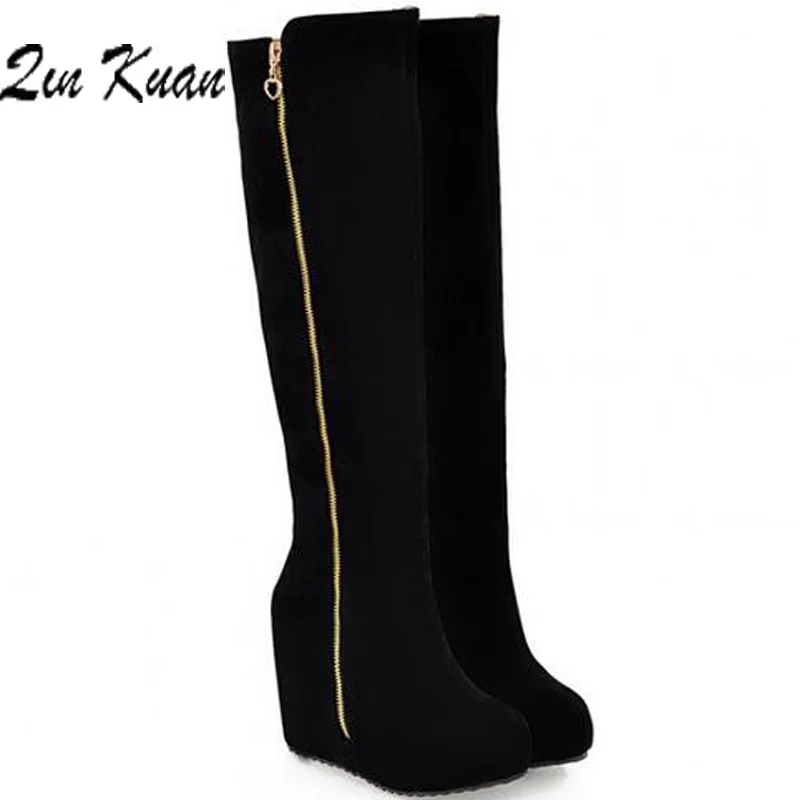 Brand Sexy Winter Wedges Flock Knee High Boots For Women Snow Fur Shoes High Heels Platform Women Long Boots Plus Size 32-43
Brand Sexy Winter Wedges Flock Knee High Boots For Women Snow Fur Shoes High Heels Platform Women Long Boots Plus Size 32-43