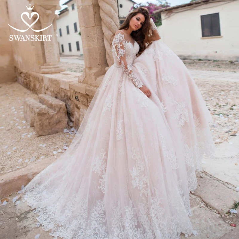 Swanskirt Sweetheart Beaded Wedding Dress 2019 NEW Vintage Long Sleeve Appliques A-Line Princess Bride Gown Robe De Mariage LZ03
Swanskirt Sweetheart Beaded Wedding Dress 2019 NEW Vintage Long Sleeve Appliques A-Line Princess Bride Gown Robe De Mariage LZ03