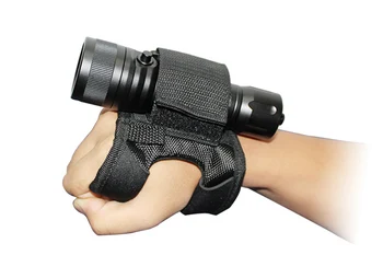 Support Wholesale!!! Superior Diving Flashlight Holster Hand Free Light Holder Glove portable Dive Underwater Flashlight Pouch
Support Wholesale!!! Superior Diving Flashlight Holster Hand Free Light Holder Glove portable Dive Underwater Flashlight Pouch