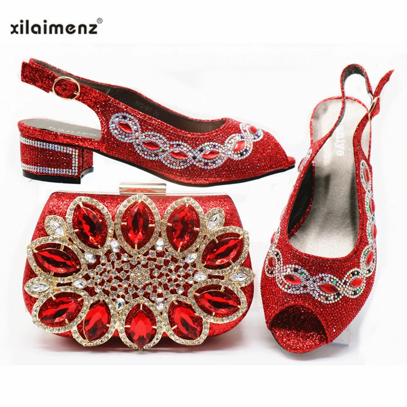 Comfortable Heels Nigerian Ladies Matching Shoe and Bag with Shinng Crystal African Shoes and Bags Set for Party in Blue Color
Comfortable Heels Nigerian Ladies Matching Shoe and Bag with Shinng Crystal African Shoes and Bags Set for Party in Blue Color