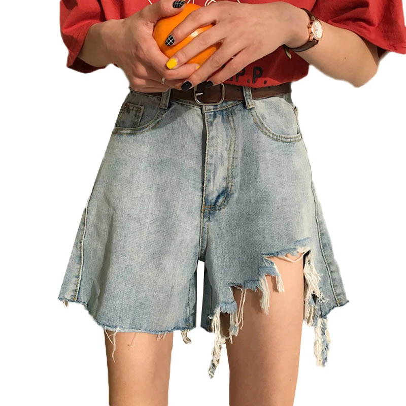 Summer Women Denim Shorts 2019 Fashion Large size Female Wide leg Shorts Thin High waist Hole Ladies Casual Denim Shorts JIA220
Summer Women Denim Shorts 2019 Fashion Large size Female Wide leg Shorts Thin High waist Hole Ladies Casual Denim Shorts JIA220