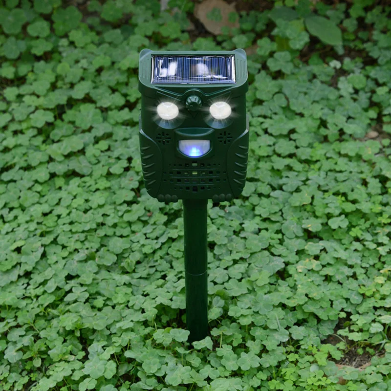 Ultrasonic Dog Cat Repeller Outdoor Solar Powered Infrared Sensor Animal Birds Chaser Repellers with Infrared Detector Pest
Ultrasonic Dog Cat Repeller Outdoor Solar Powered Infrared Sensor Animal Birds Chaser Repellers with Infrared Detector Pest