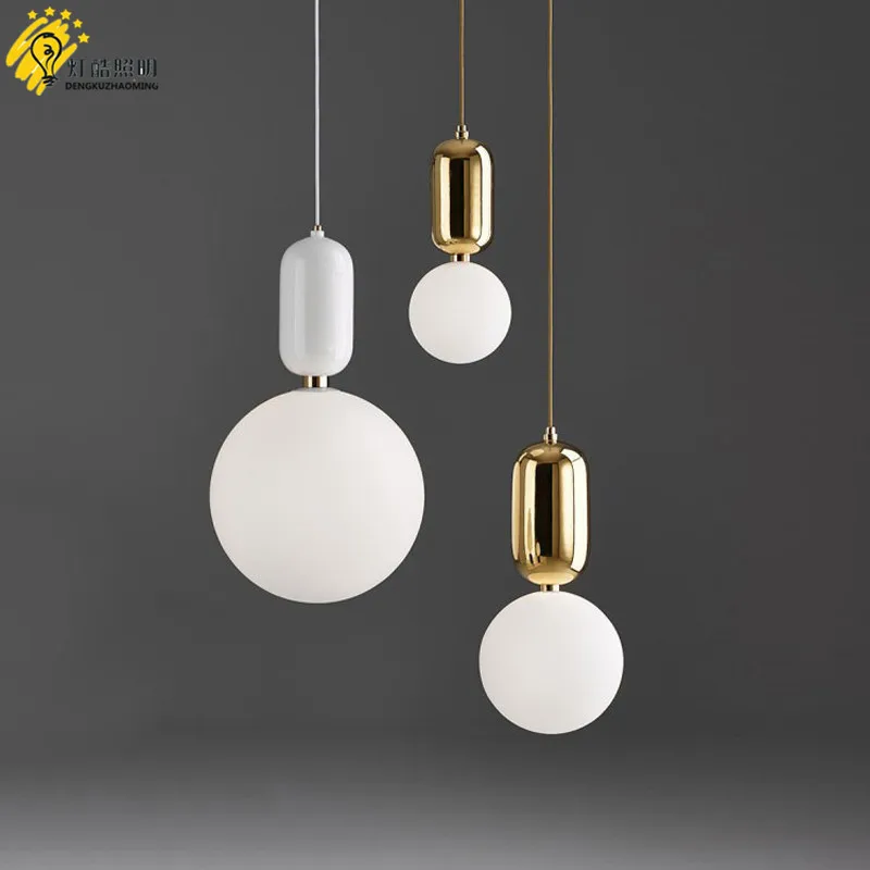 Nordic single room, bedroom, bedside chandelier, modern personality restaurant bar, glass ball lamps
Nordic single room, bedroom, bedside chandelier, modern personality restaurant bar, glass ball lamps