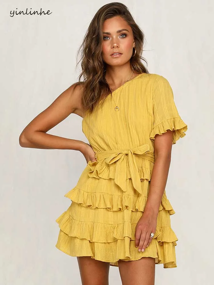 yinlinhe Yellow One-Shoulder Women dress With Belt Solid Summer Dress Short Sleeve Slim Waist Elegant Ruffles Vestido 1111
yinlinhe Yellow One-Shoulder Women dress With Belt Solid Summer Dress Short Sleeve Slim Waist Elegant Ruffles Vestido 1111