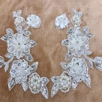 handmade white Hot drilling Rhinestone pearl lace embroidery patch applique wedding dress bordados DIY Performance clothing
handmade white Hot drilling Rhinestone pearl lace embroidery patch applique wedding dress bordados DIY Performance clothing