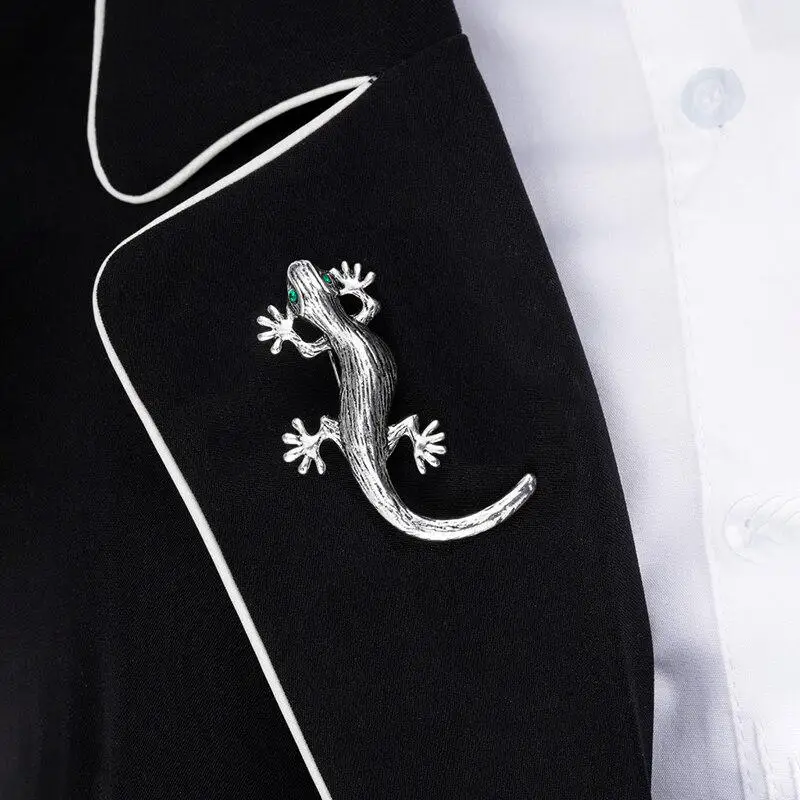 New Fashion Exaggerated Vintage Gecko Lizard Brooch Clothing Bag Accessories For Women Man Children Gift Party Jewellery 2019
New Fashion Exaggerated Vintage Gecko Lizard Brooch Clothing Bag Accessories For Women Man Children Gift Party Jewellery 2019