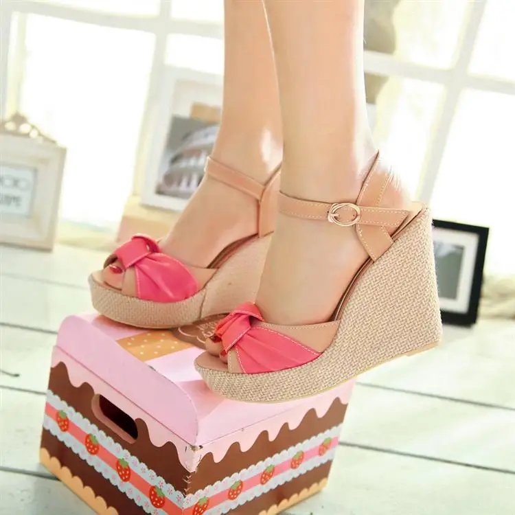 Summer Women Wedges Chunky Heel Ankle Wrap Open The Toe Bowknot Fashion Casual Sandals Shoes Plus Size 33-43 SXQ0611
Summer Women Wedges Chunky Heel Ankle Wrap Open The Toe Bowknot Fashion Casual Sandals Shoes Plus Size 33-43 SXQ0611