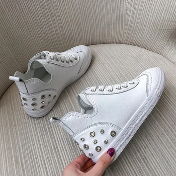 Women's Flats 22.5-25 cm feet length Genuine Leather rivet sneakers sports and leisure shoes Fashion Brogue shoes Cute all match
Women's Flats 22.5-25 cm feet length Genuine Leather rivet sneakers sports and leisure shoes Fashion Brogue shoes Cute all match