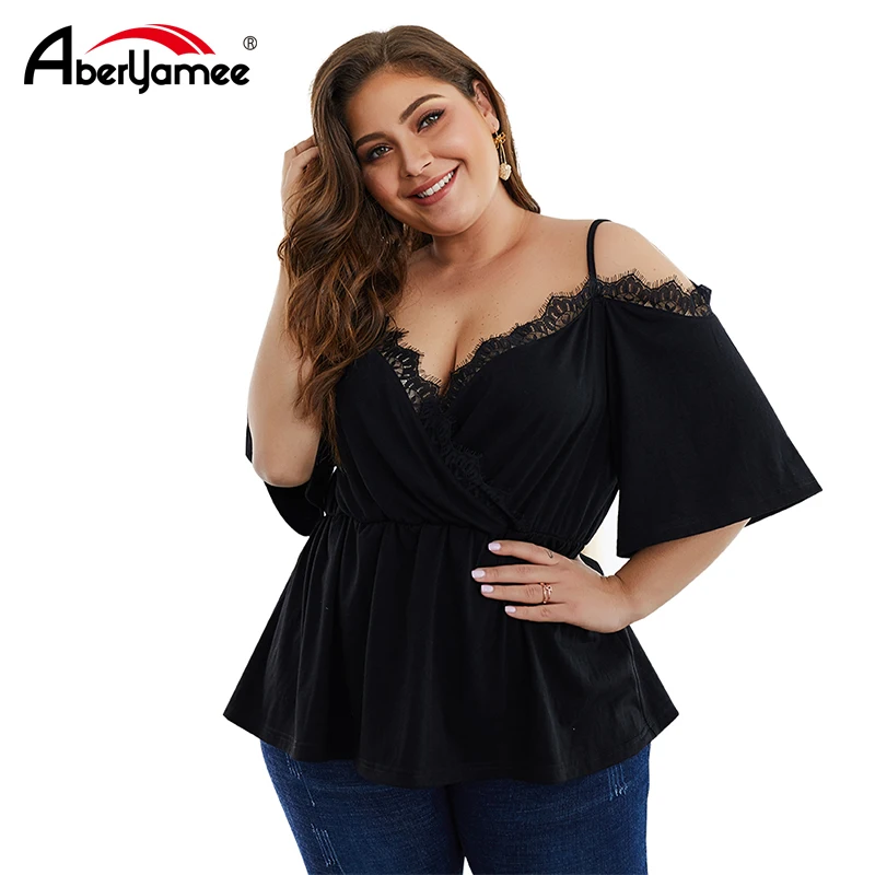 Plus Size Women T-shirt Black V-neck Lace Summer Casual T Shirts Short Sleeve Solid Female Party t shirt Size 4XL 2019 New Style
Plus Size Women T-shirt Black V-neck Lace Summer Casual T Shirts Short Sleeve Solid Female Party t shirt Size 4XL 2019 New Style