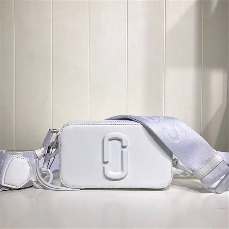2019 New Cowhide Color Matching Camera Bag European And American Fashion Leather Handbag Mini Shoulder Camera Bag
2019 New Cowhide Color Matching Camera Bag European And American Fashion Leather Handbag Mini Shoulder Camera Bag