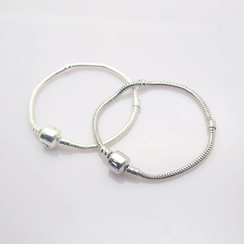 5pcs 16cm-23cm Fashion Women European popular silver plated Bracelet charm chain fit Europe bracelet charms for women js1526
5pcs 16cm-23cm Fashion Women European popular silver plated Bracelet charm chain fit Europe bracelet charms for women js1526