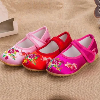 new Chinese Style Kids Shoes Girls Dancing Shoes Embroidered Casual Comfortable Children Flats Princess Shoes Spring Summer
new Chinese Style Kids Shoes Girls Dancing Shoes Embroidered Casual Comfortable Children Flats Princess Shoes Spring Summer