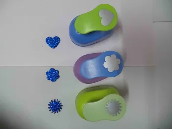 3pcs(2.5cm) sun,flower,heart shape craft punch set Punch Scrapbooking school Paper Puncher eva hole punch free shipping
3pcs(2.5cm) sun,flower,heart shape craft punch set Punch Scrapbooking school Paper Puncher eva hole punch free shipping
