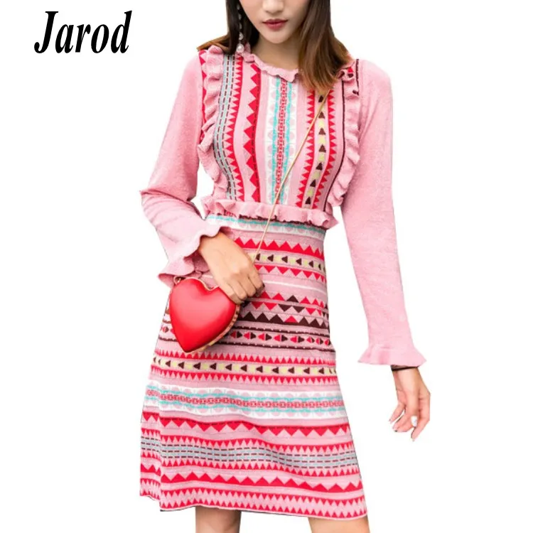 High quality New Fashion 2018 Autumn Stylish Runway Dress Women's Striped Knitting Flare Sleeve rainbow stripe sweater Dress
High quality New Fashion 2018 Autumn Stylish Runway Dress Women's Striped Knitting Flare Sleeve rainbow stripe sweater Dress