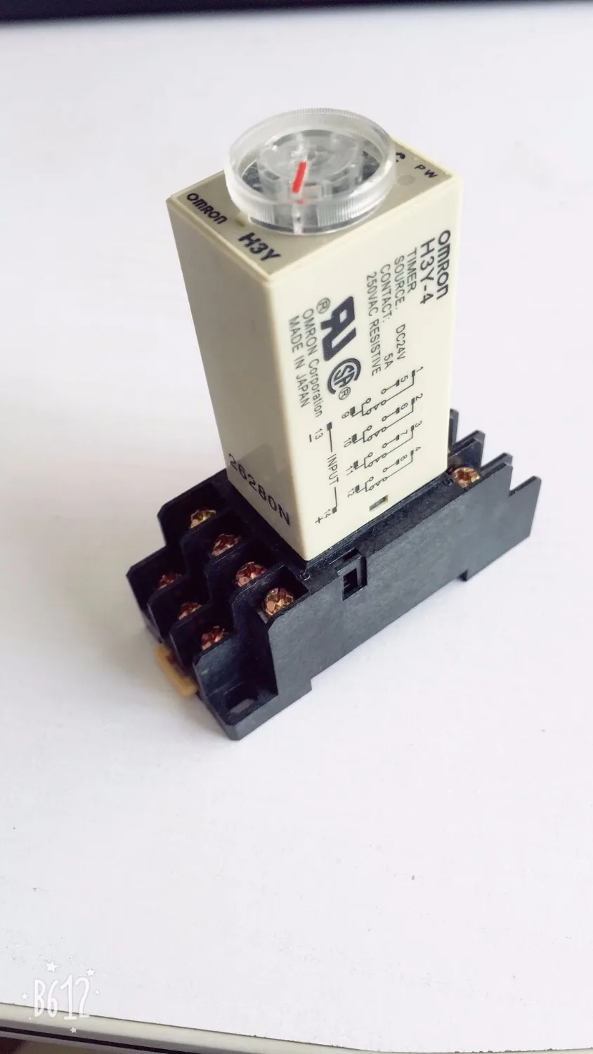 1SET H3Y-2 5S/10S/30S/60S DC12V Small time relay power on time delay silver point
1SET H3Y-2 5S/10S/30S/60S DC12V Small time relay power on time delay silver point