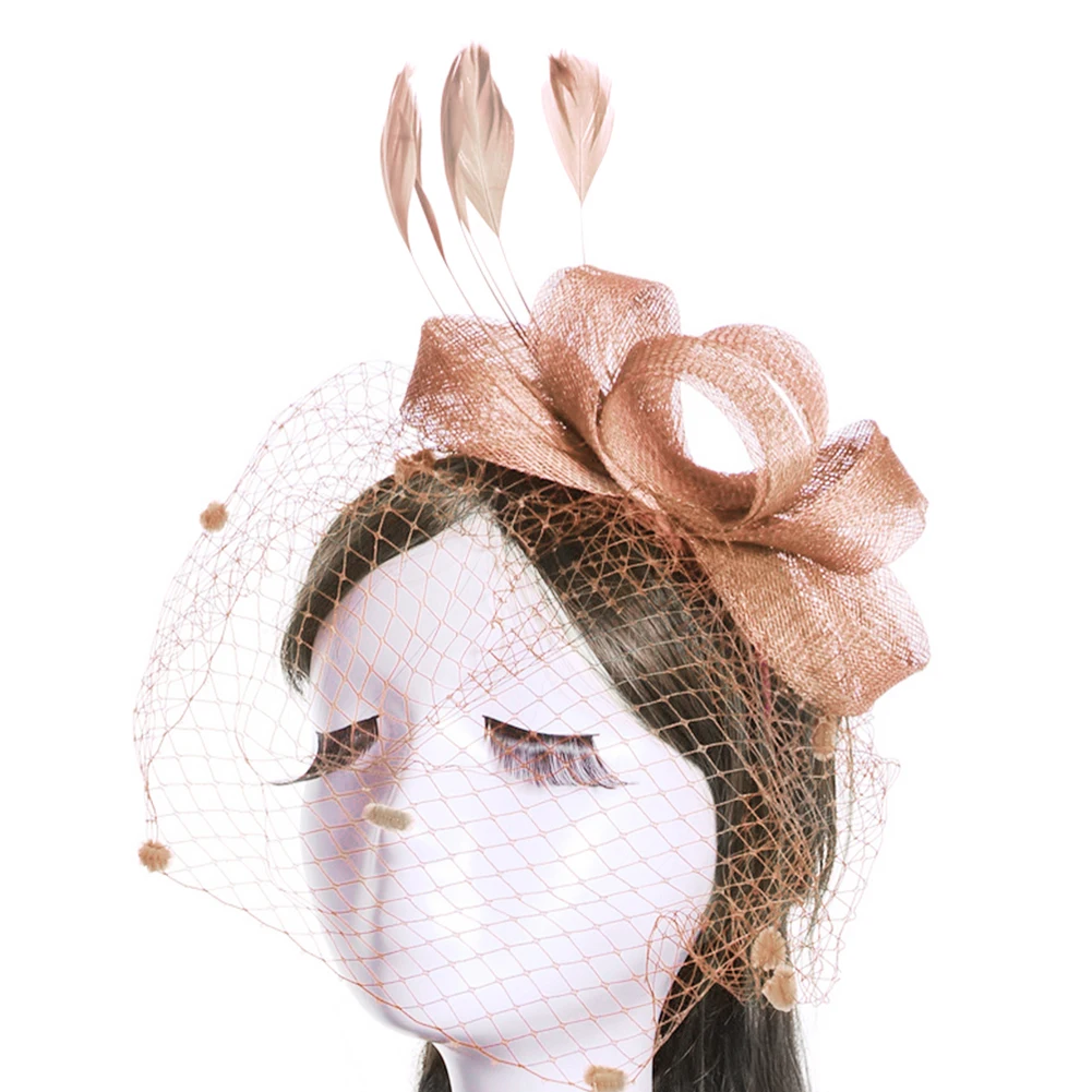 Party Hat Bowknot Fascinator Headband Derby Day Feather Mesh Church Hair Accessory Banquet Gift Fedoras Women Wedding Bridal
Party Hat Bowknot Fascinator Headband Derby Day Feather Mesh Church Hair Accessory Banquet Gift Fedoras Women Wedding Bridal