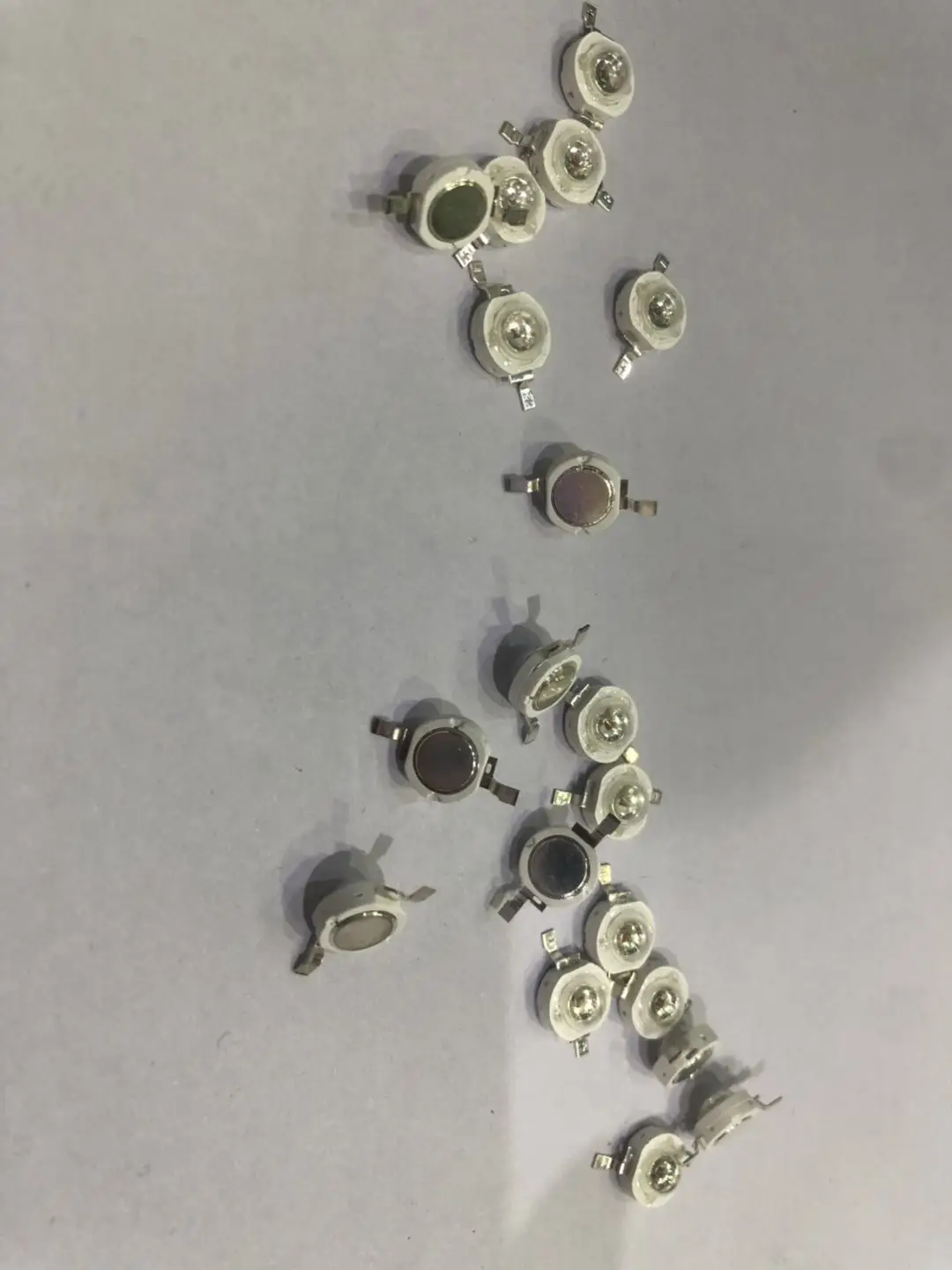 2019 1W White Warm white Red Gerrn Blue RGB LED High power Lamp beads Pure 300mA 3.2-3.4V 100-120LM 30mil
2019 1W White Warm white Red Gerrn Blue RGB LED High power Lamp beads Pure 300mA 3.2-3.4V 100-120LM 30mil