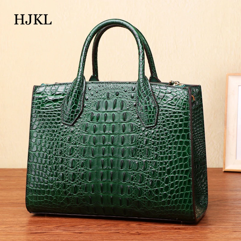 Women cow Leather ladies handbag large capacity single shoulder diagonal embossed casual bag
Women cow Leather ladies handbag large capacity single shoulder diagonal embossed casual bag