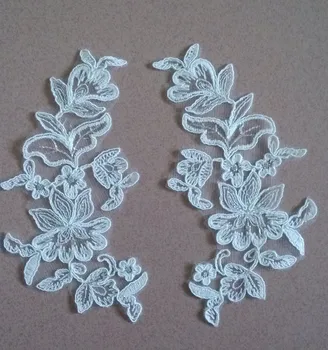 Emroidery Corded Ivory Lace Applique with silver thread 3D flower attched Lace Motif for dress
Emroidery Corded Ivory Lace Applique with silver thread 3D flower attched Lace Motif for dress