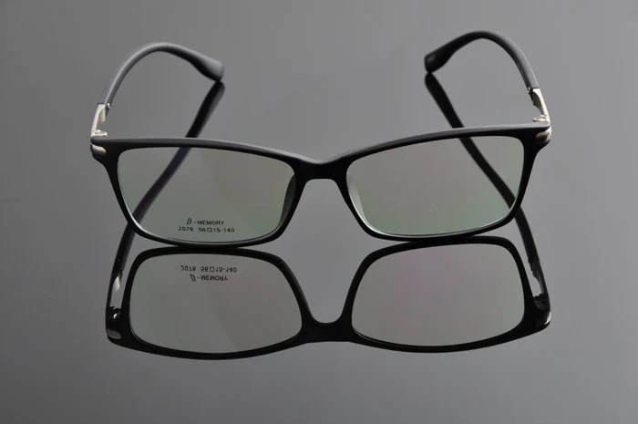 2015New TR90&metal alloy Eyeglasses Frame Luxury style prescripion frame for Women armacoes oculos grau Los Lentes antiqueDD0885
2015New TR90&metal alloy Eyeglasses Frame Luxury style prescripion frame for Women armacoes oculos grau Los Lentes antiqueDD0885
