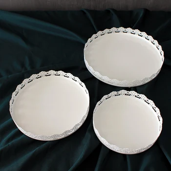 3PCS /Set Round lace Wrought Iron Cake tray or Wedding dessert and fruit Display the tray
3PCS /Set Round lace Wrought Iron Cake tray or Wedding dessert and fruit Display the tray