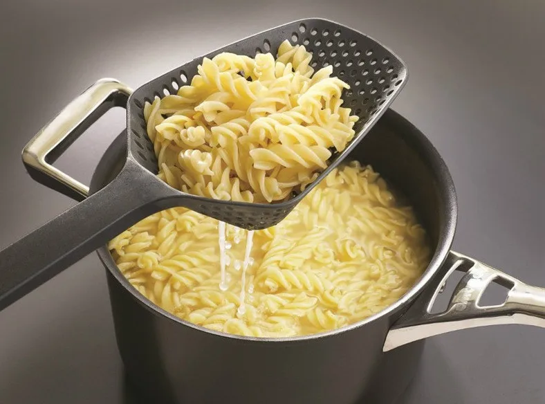 3058998466_2032675527