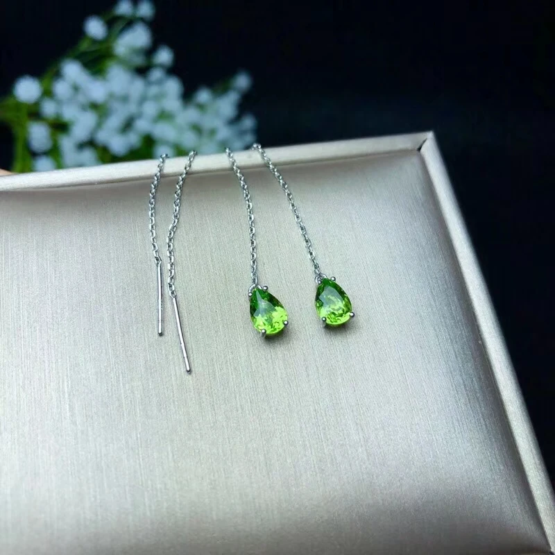 Natural green peridot Ear Line S925 silver natural olivine drop earrings fashion water drop woman girl gift birthday jewelry
Natural green peridot Ear Line S925 silver natural olivine drop earrings fashion water drop woman girl gift birthday jewelry