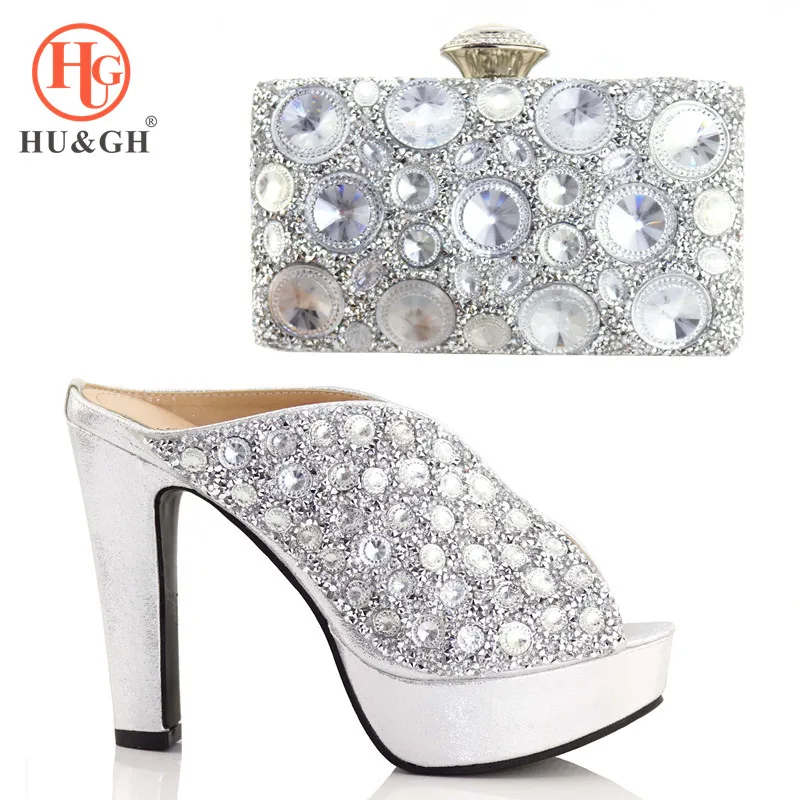 African Shoes and Bag Set for Women High Quality Italian Shoes with Matching Bag Set Decorated with Rhinestone ladies party shoe
African Shoes and Bag Set for Women High Quality Italian Shoes with Matching Bag Set Decorated with Rhinestone ladies party shoe