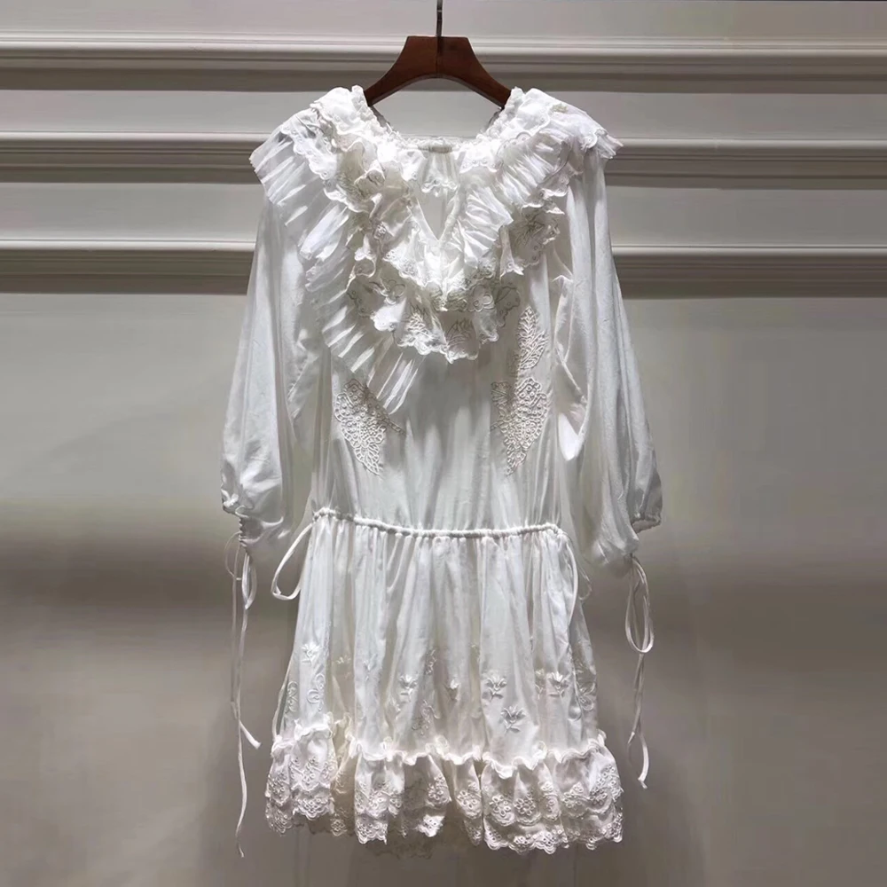 Red RoosaRosee Designer Women Autumn White Dress Sexy Hollow Out Ruffle Flower Embroidery 3/4 Sleeve Loose Dresses Vestidos Robe
Red RoosaRosee Designer Women Autumn White Dress Sexy Hollow Out Ruffle Flower Embroidery 3/4 Sleeve Loose Dresses Vestidos Robe