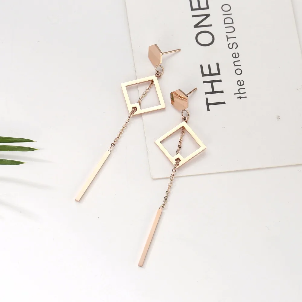 Famouse Brand New 316L Stainless Steel Titanium Steel Classic Square Tassel Stud Earrings Rose Gold colors wholesale 
Famouse Brand New 316L Stainless Steel Titanium Steel Classic Square Tassel Stud Earrings Rose Gold colors wholesale