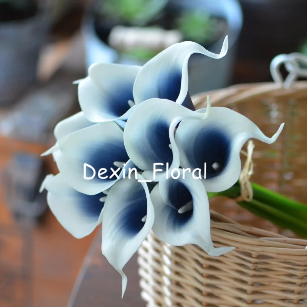 Dark Navy Picasso Calla Lilies Real Touch Flowers For Silk bridal Bouquets Wedding centerpieces Artificial Flowers
Dark Navy Picasso Calla Lilies Real Touch Flowers For Silk bridal Bouquets Wedding centerpieces Artificial Flowers
