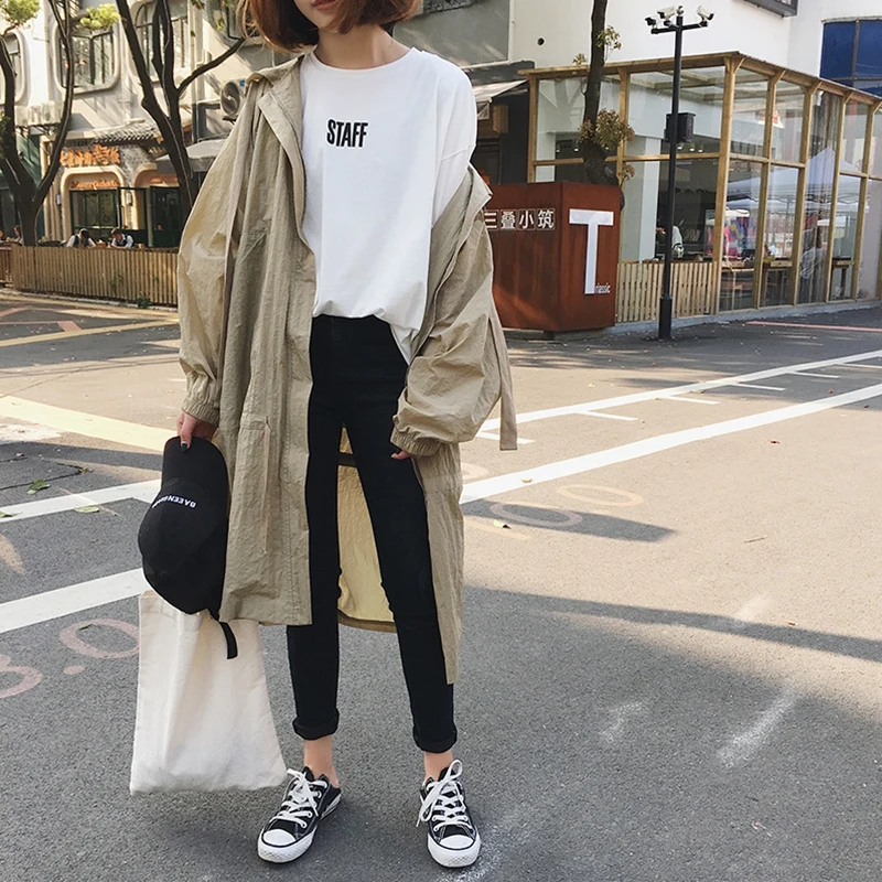 SuperAen 2019 Spring and Autumn New Trench Coat for Women Wild Casual Fashion Ladies Sunscreen Hooded Women Windbreaker
SuperAen 2019 Spring and Autumn New Trench Coat for Women Wild Casual Fashion Ladies Sunscreen Hooded Women Windbreaker