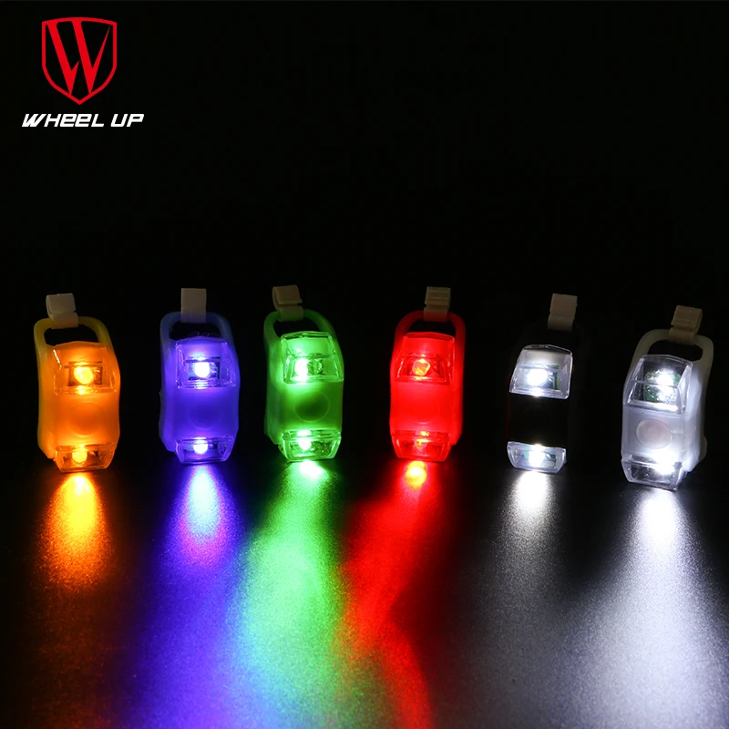 WHEEL UP Mini AG10 Button Battery Taillights Toughness Silicone Bike Front Headlight Waterproof Cycling Rechargeable Flashlight
WHEEL UP Mini AG10 Button Battery Taillights Toughness Silicone Bike Front Headlight Waterproof Cycling Rechargeable Flashlight