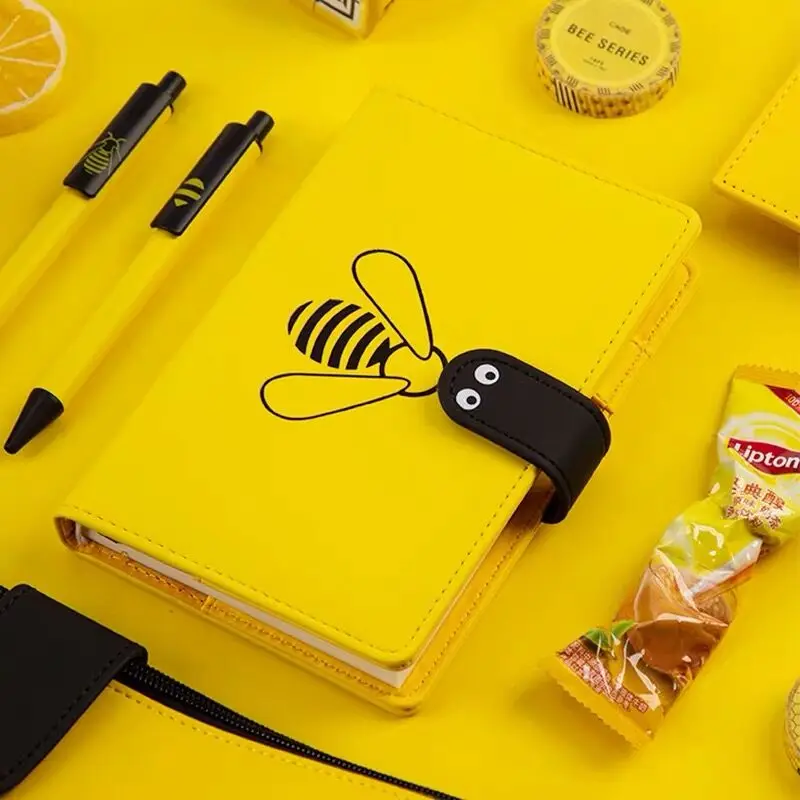 A5 A6 PU Leather Kawaii Creative Honeybee Business Notebook And Journals Grid Line Blank Diary Weekly Monthly Planner Notepads
A5 A6 PU Leather Kawaii Creative Honeybee Business Notebook And Journals Grid Line Blank Diary Weekly Monthly Planner Notepads