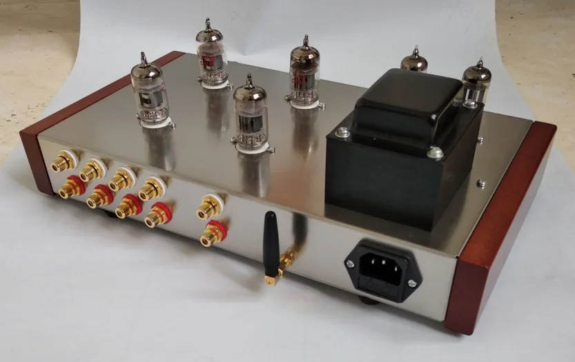 ZEROZONE Finished 12AX7+12AU7+6Z4 Vacuum Tube Stereo Preamp With Bluetooth Input L13-4
ZEROZONE Finished 12AX7+12AU7+6Z4 Vacuum Tube Stereo Preamp With Bluetooth Input L13-4