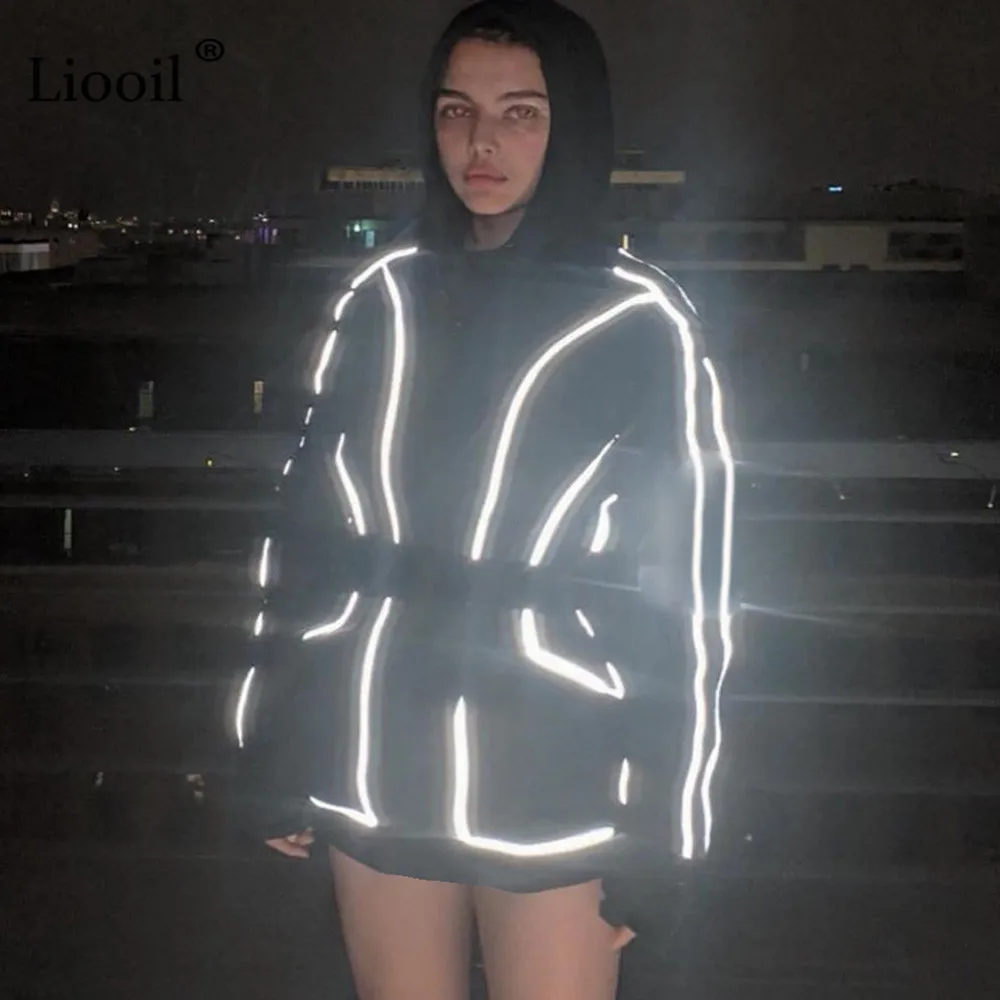 Liooil Women Outfit Reflective Playsuit Black Striped Sexy Jumpsuits 2019 Long Sleeve High Waist Belt Party Club Jumpsuit Shorts
Liooil Women Outfit Reflective Playsuit Black Striped Sexy Jumpsuits 2019 Long Sleeve High Waist Belt Party Club Jumpsuit Shorts